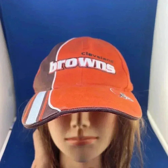 NFL Cleveland Browns Adjustable Cap - Iconic Team Hat - Picture 3 of 7